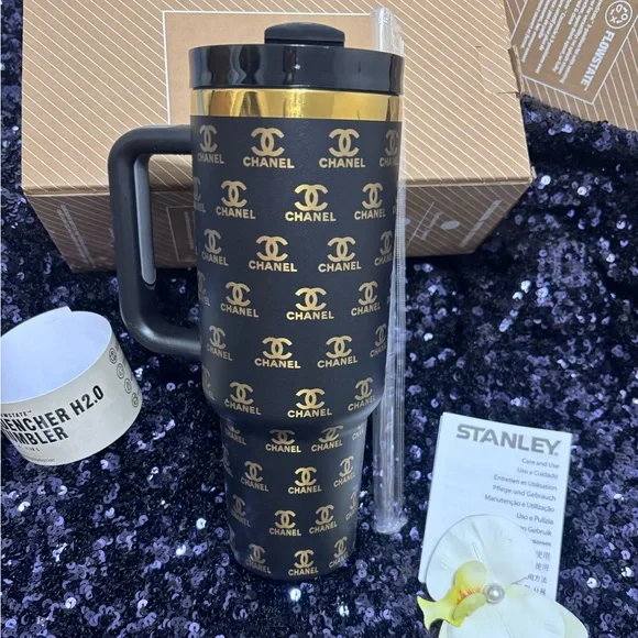 Bundle CCGold Logo Stainless Steel Tumbler Set in Black and Brown - Picture 6 of 8
